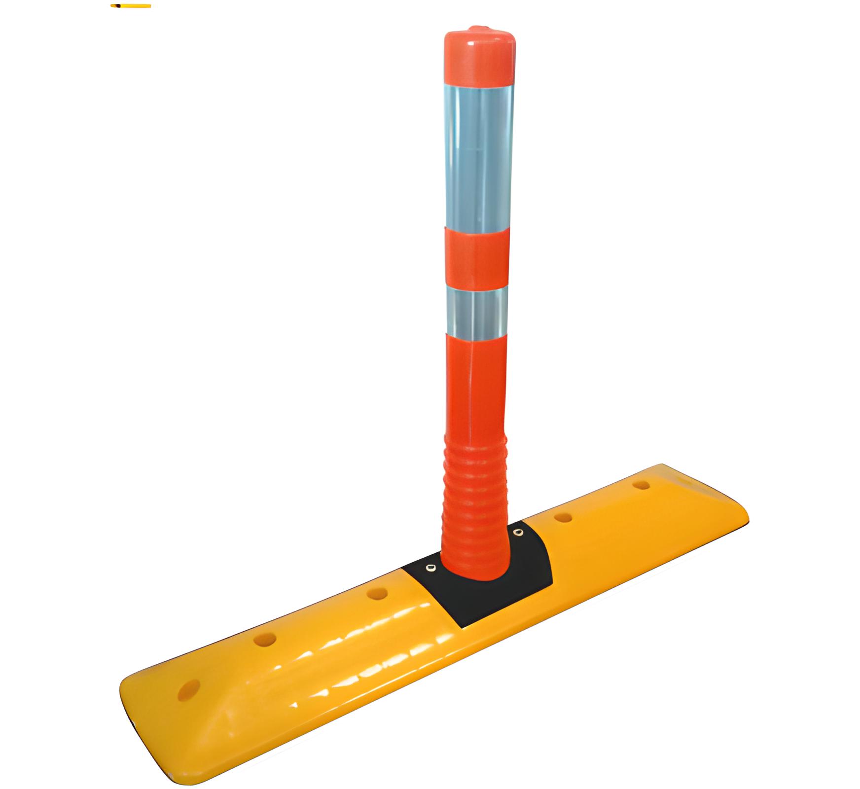TRAFFIC SEPARATOR WITH DELINEATOR